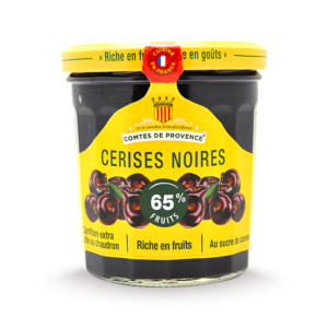 pot de confiture de cerises noires