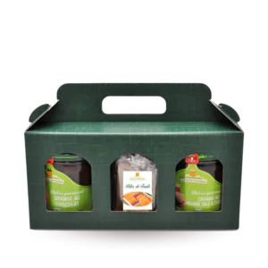 Valisette comprenant un Caramel au beurre salé bio, un délice d'orange au chocolat et un sachet de pâtes de fruits