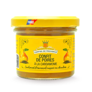 Image d'un pot de confit de poires à la cardamome de la marque Comtes de Provence. Le pot a une étiquette jaune vif avec des images de poires et de cardamome. Le texte sur l'étiquette indique "Confit de Poires à la Cardamome" et "Condiment Provençal cuisiné au chaudron". Le couvercle est également jaune avec le logo "France" en bleu, blanc, rouge.